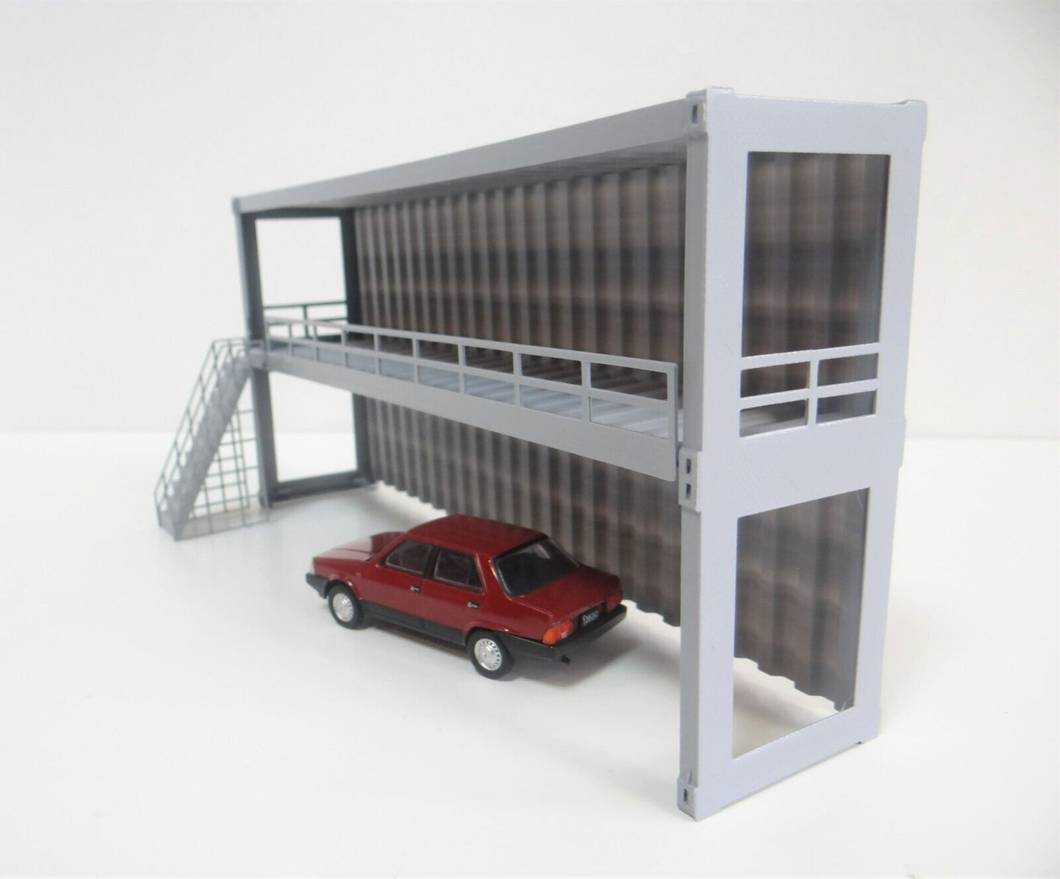 Unique diorama design