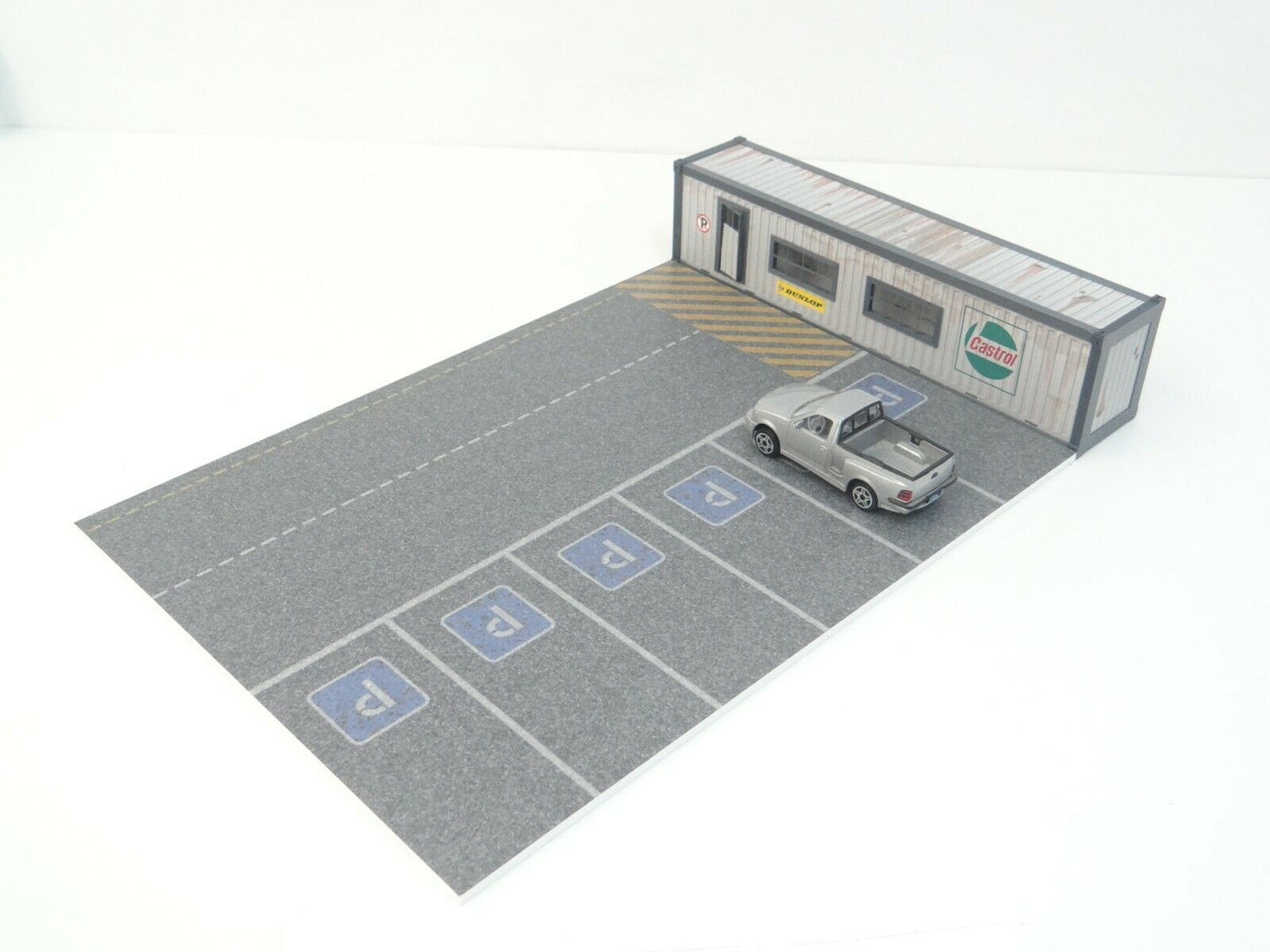 Diorama kits