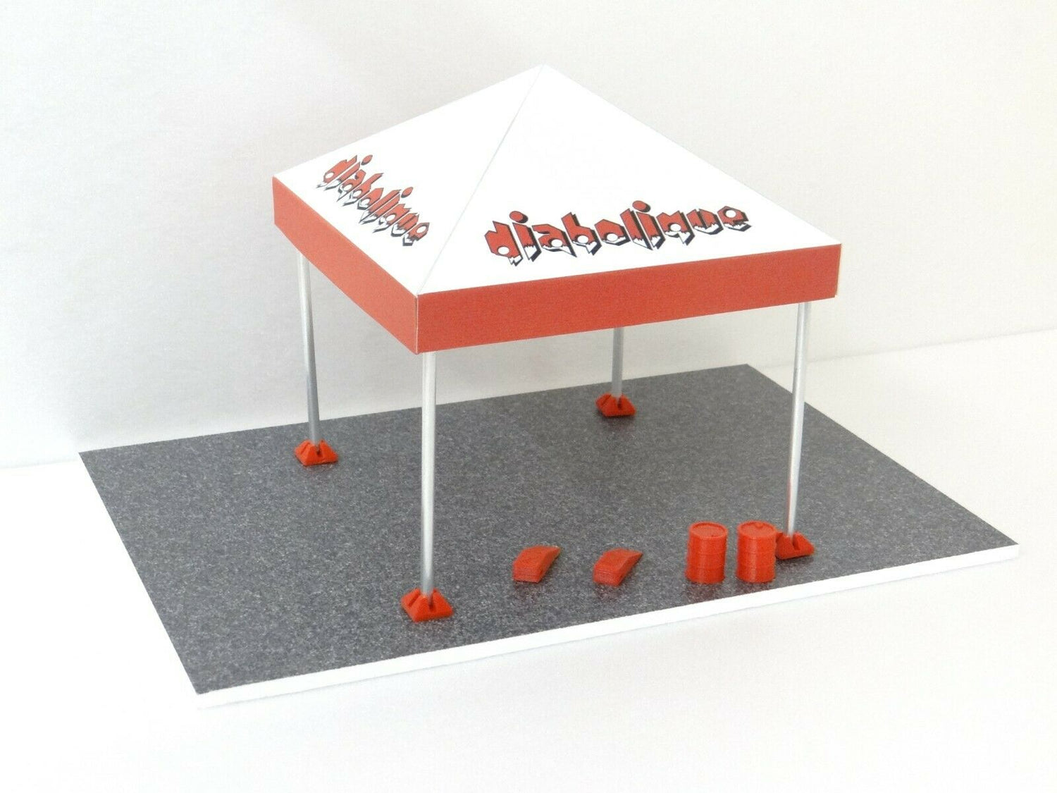 Diorama supplies