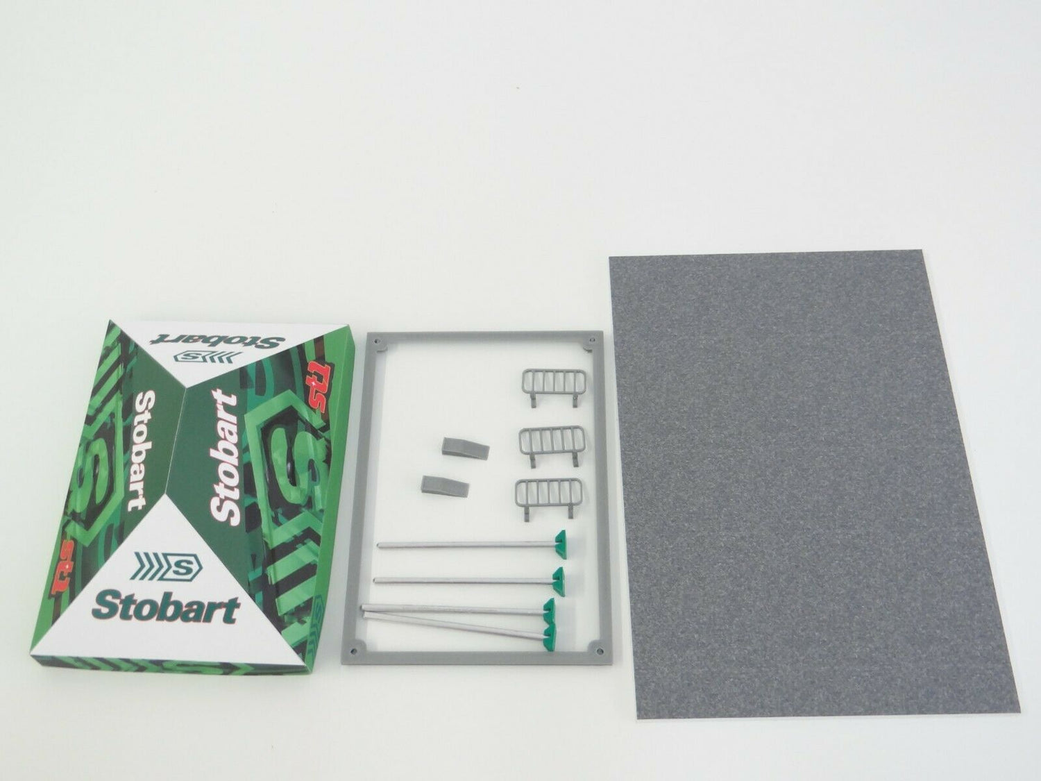 Diorama kits