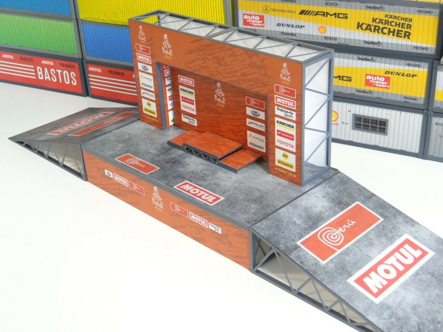 Rally Dakar Podium Start / Final Diorama Kit in Scale 1:43 Sports Car Display