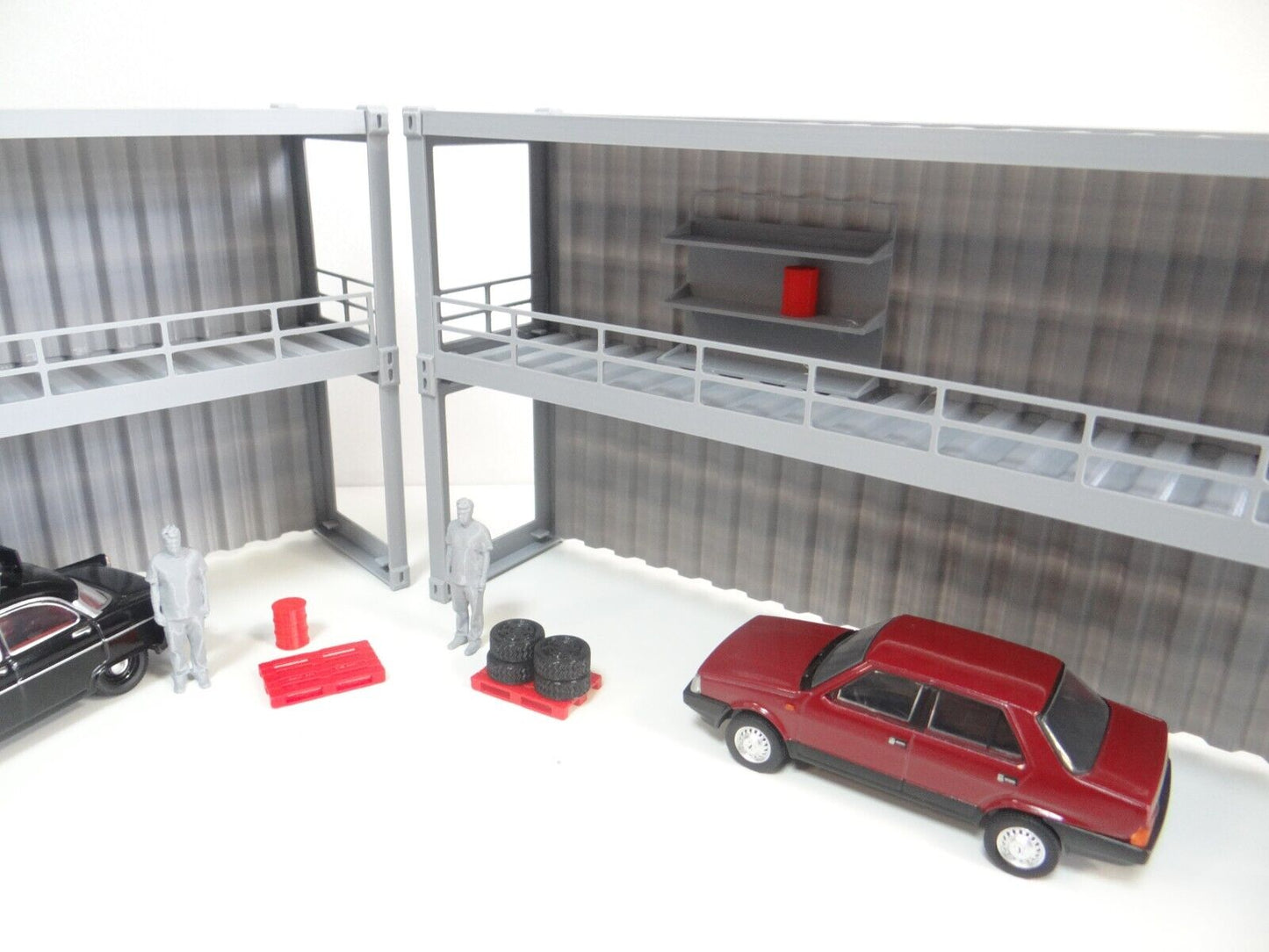 Race tribune size 1:43