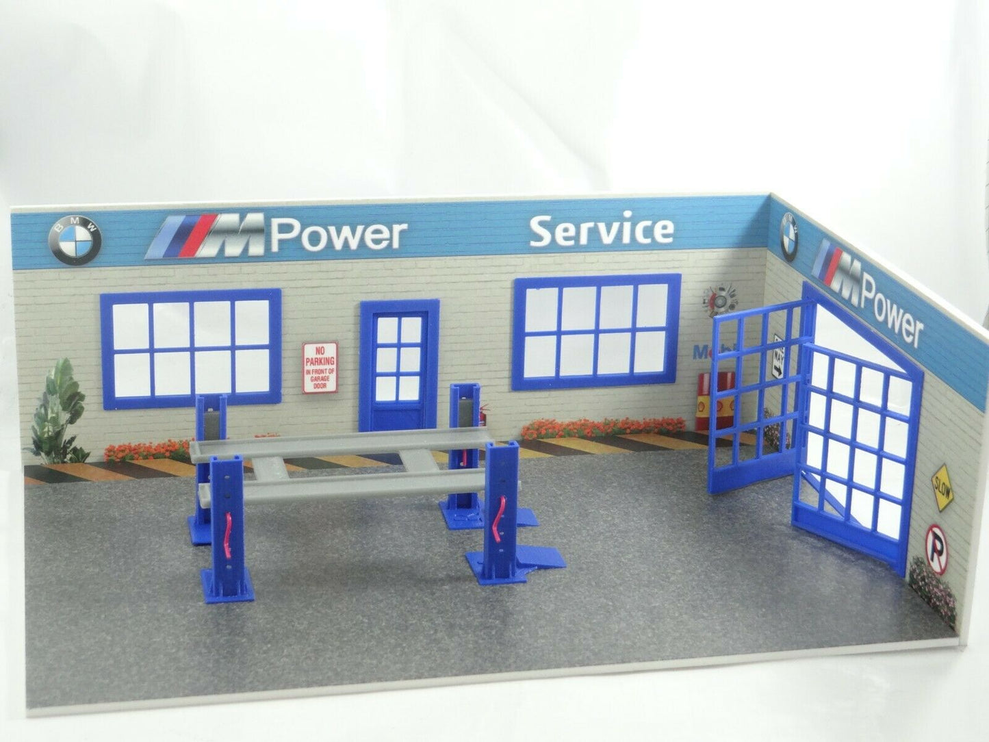 diorama garage 1:43