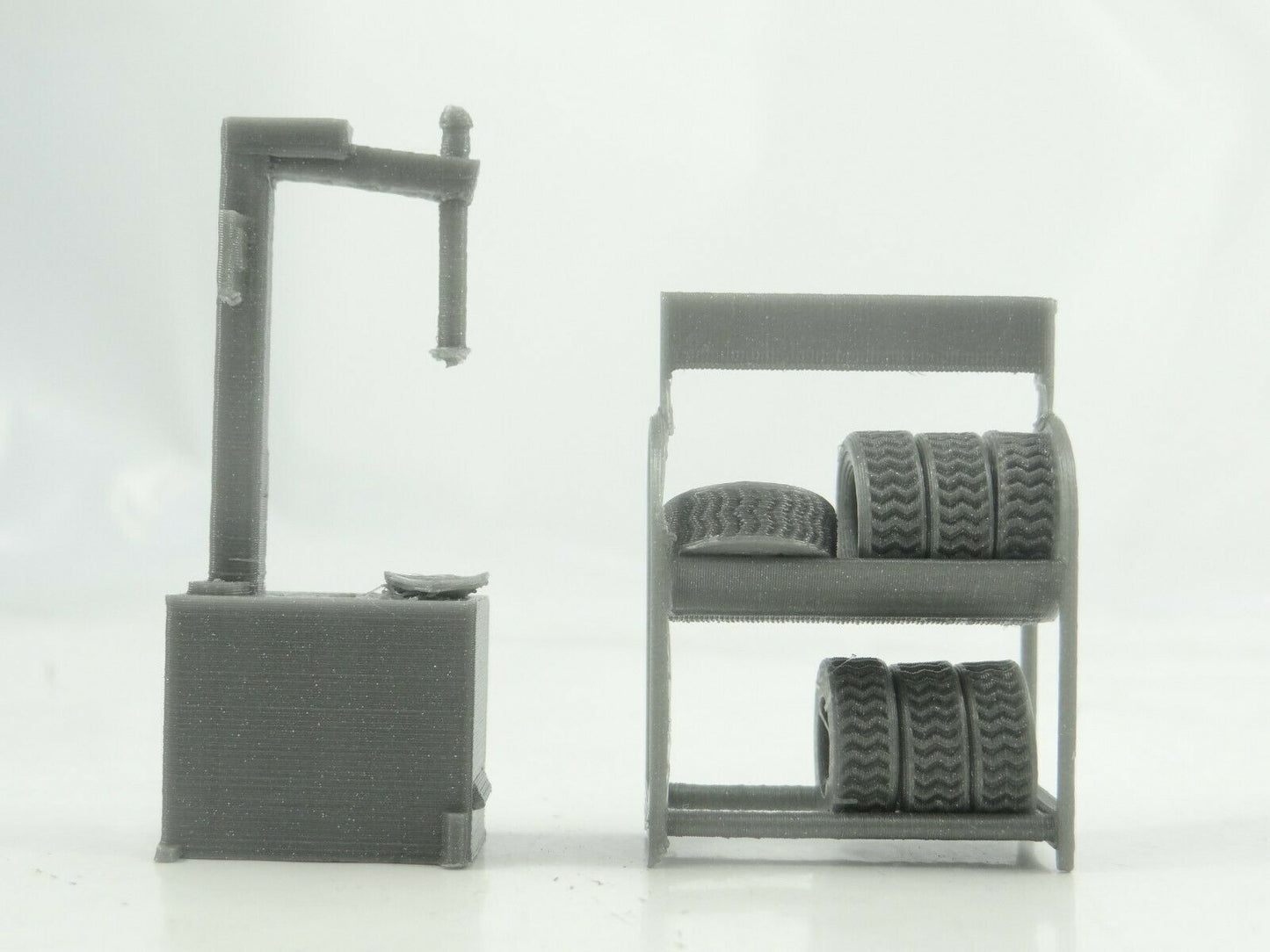 Diorama Parts Auto Service Equipment in Scale 1:43 Car Service Tools Unpainted