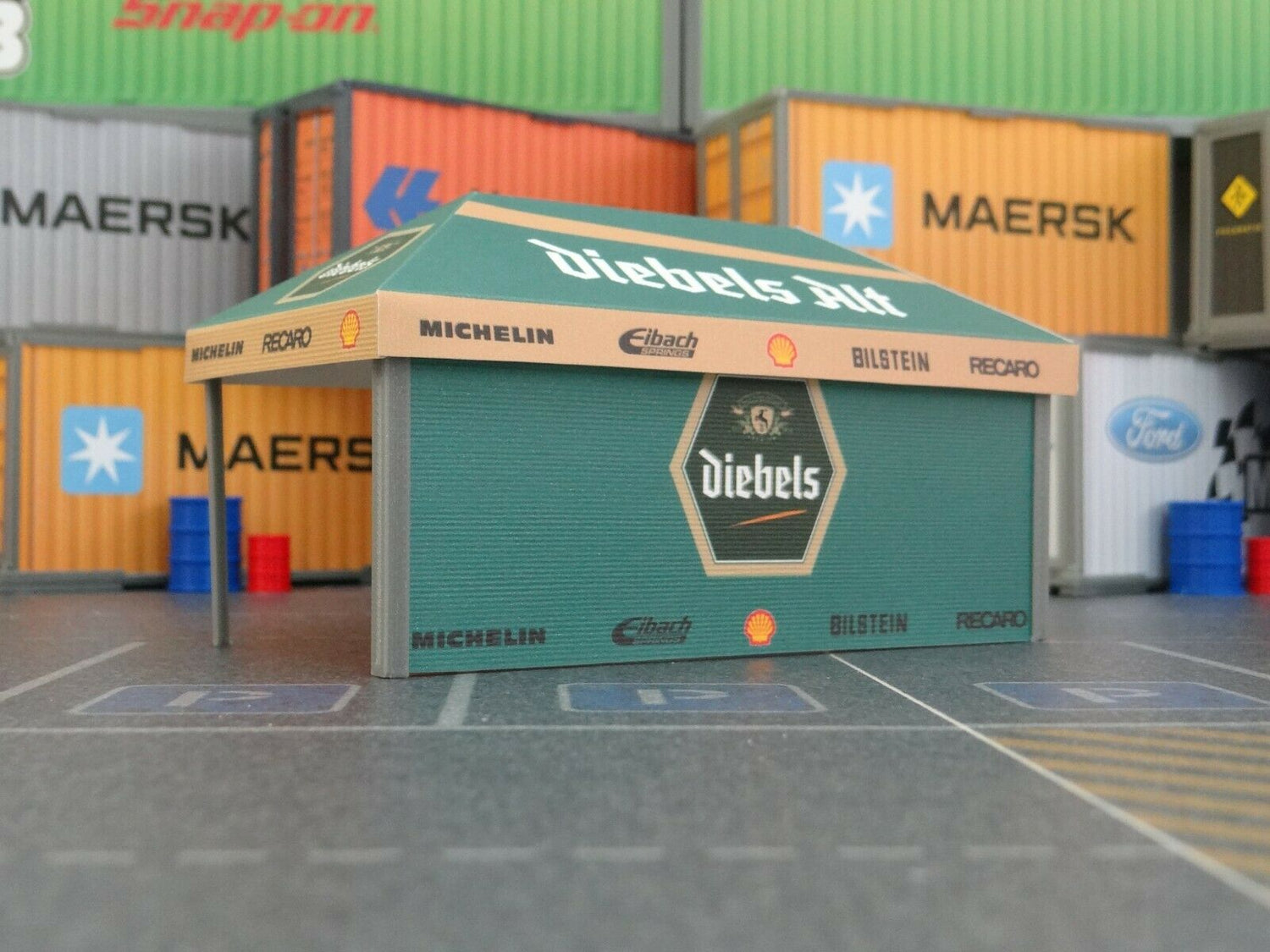 Diorama display