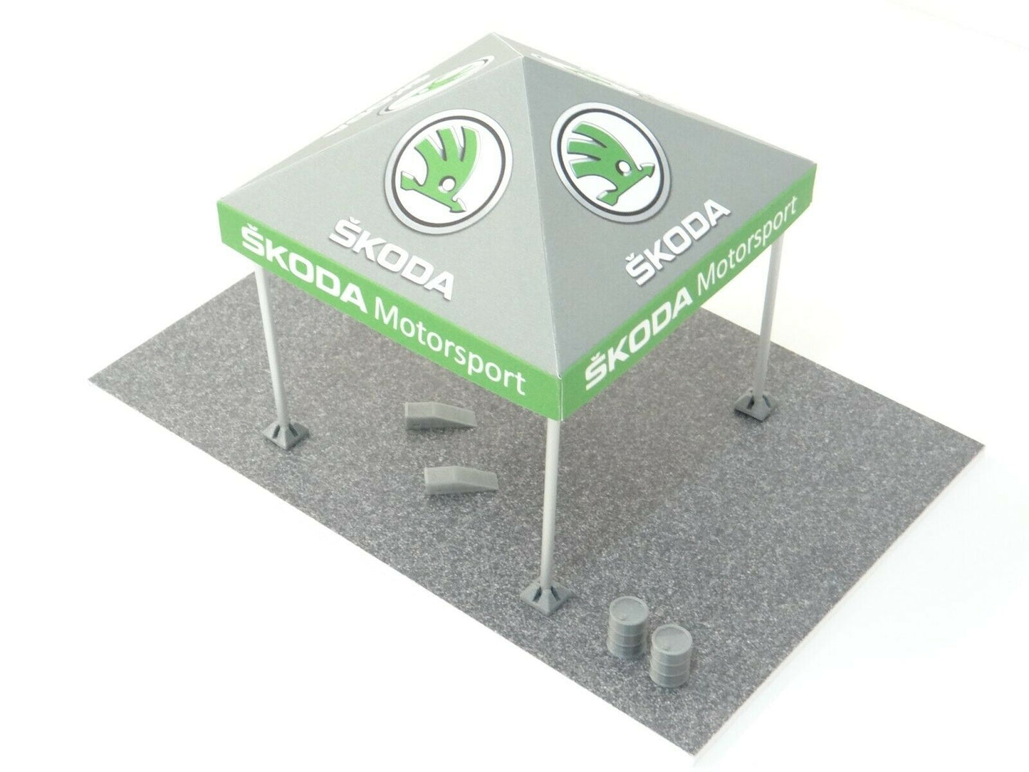 diorama racetrack decoration
